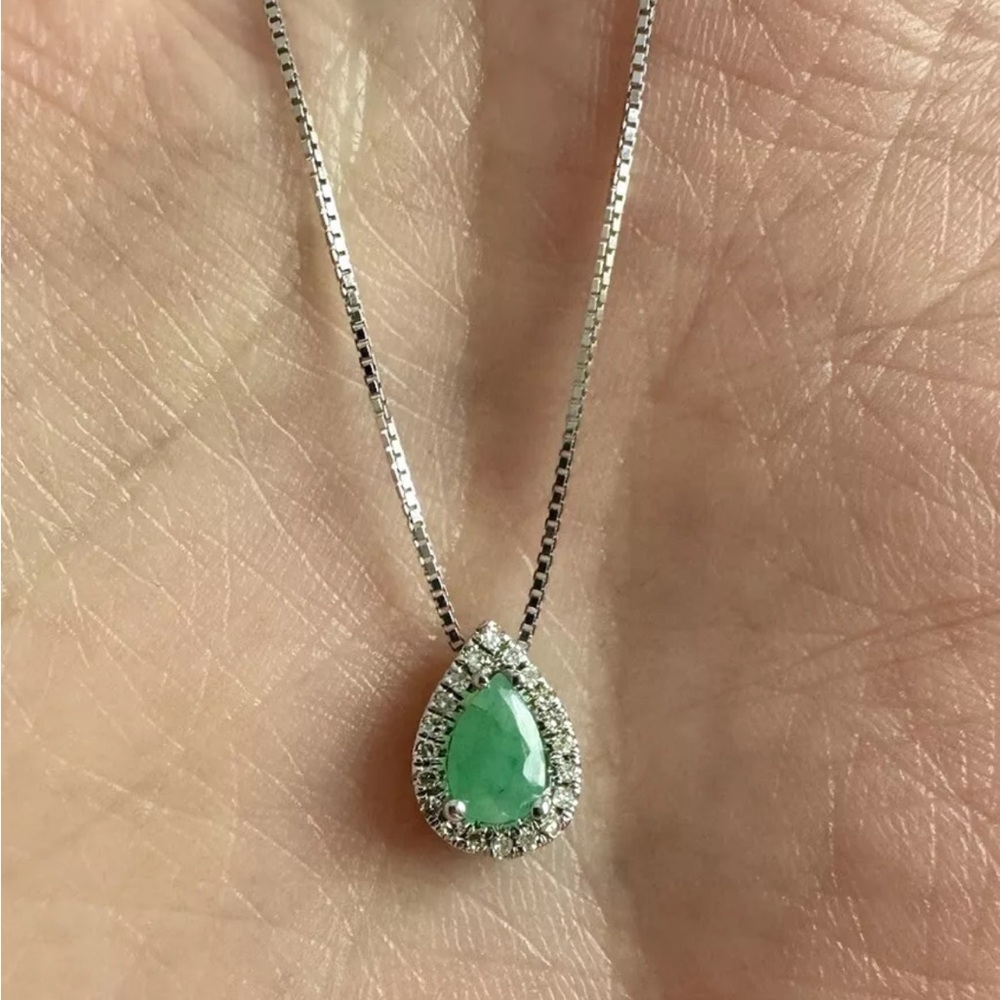 Authentic Effy Jewelry 925 Sterling Silver Diamond and Emerald Pendant - New